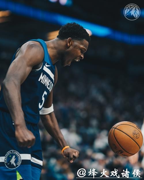 森林狼险胜快船终结4连败 魔术大胜篮网5连胜 森林狼险胜快船终结4连败 魔术大胜篮网5连胜