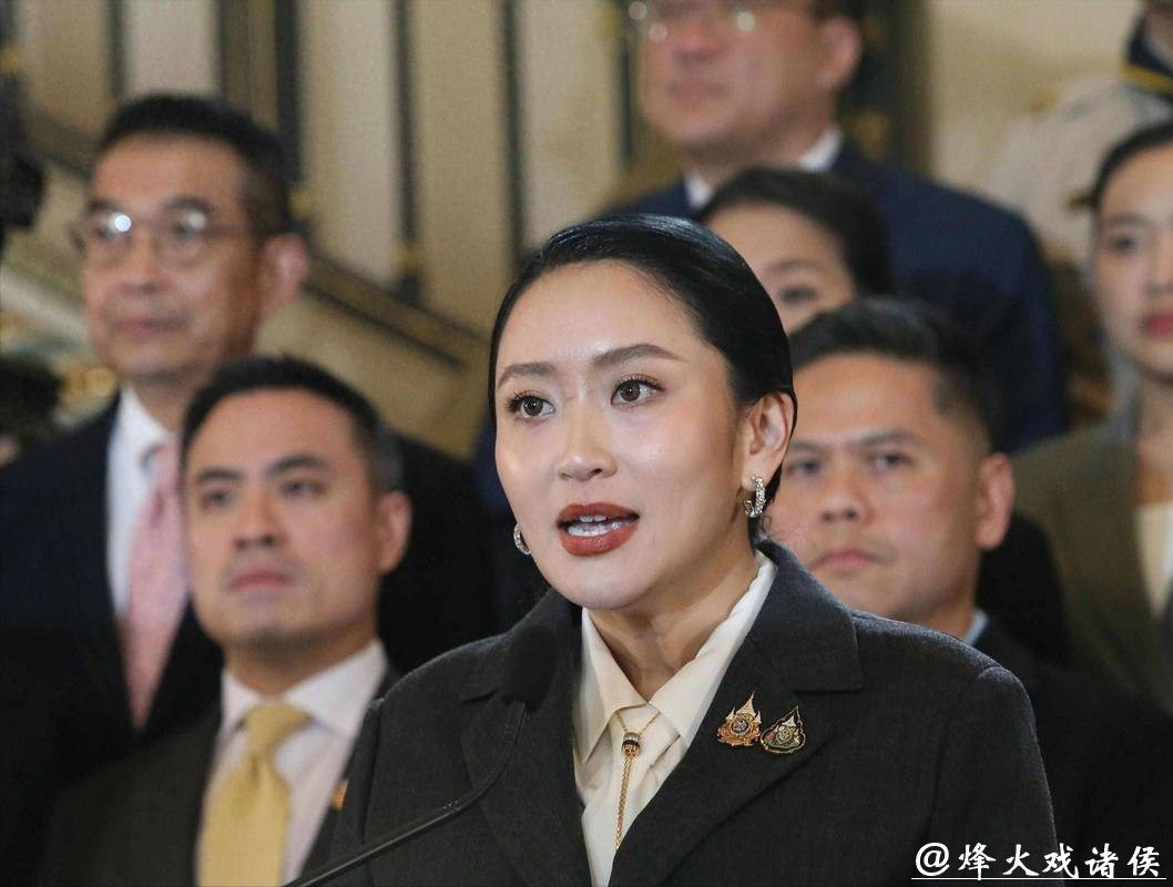 因佩通坦失言而输掉选举的为泰党,却有望加入阿努廷的联合政府 因佩通坦失言而输掉选举的为泰党,却有望加入阿努廷的联合政府