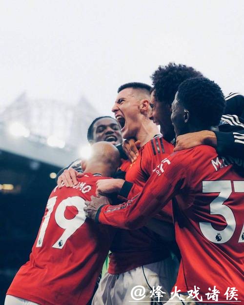 英超-曼联3-2绝杀富勒姆 重返积分榜第四 英超-曼联3-2绝杀富勒姆 重返积分榜第四